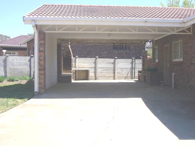 3 Bedroom Property for Sale in Ladybrand Free State
